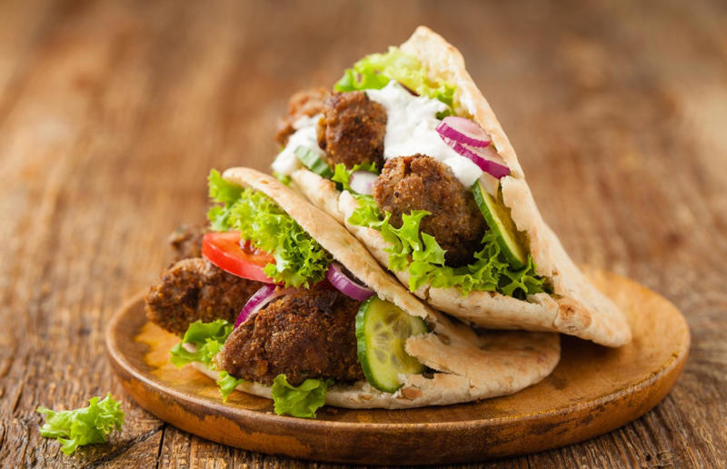 7. Pitta, Greece, Middle East 33. Mielie bread, South Africa, 32. Grissini, Italy, 31. Arepa, Colombia and Venezuela, 30. Injera, Eritrea and Ethiopia, 29. Knäckebröd, Sweden, 28. Rēwena bread, New Zealand, 27. Brioche, France, 26. Khameer flatbread, UAE, 25. Damper, Australia, 24. Bannock, Canada, 23. Pumpernickel, Germany, 22. Pane carasau, Italy, 21. Broa, Portugal, 20. Korovai, Ukraine, 19. Obwarzanek Krakowski, Poland, 18. Paratha, India, 17. Focaccia, Italy, 16. Manakeesh, Middle East, 15. Submarine roll, USA, 14. Pupusa, El Salvador, 13. Soda bread, Ireland, 12. Pretzel, Germany, 11. Challah, Israel, 10. Shokupan, Japan, 9. English Muffin, England, UK, 8. Chapati, India, 7. Pitta, Greece, Middle East, 6. Mantou, China, 5. Bagel, Canada, Poland, and USA, 4. Tortilla, Mexico, 3. Ciabatta, Italy, 2. Naan, India
