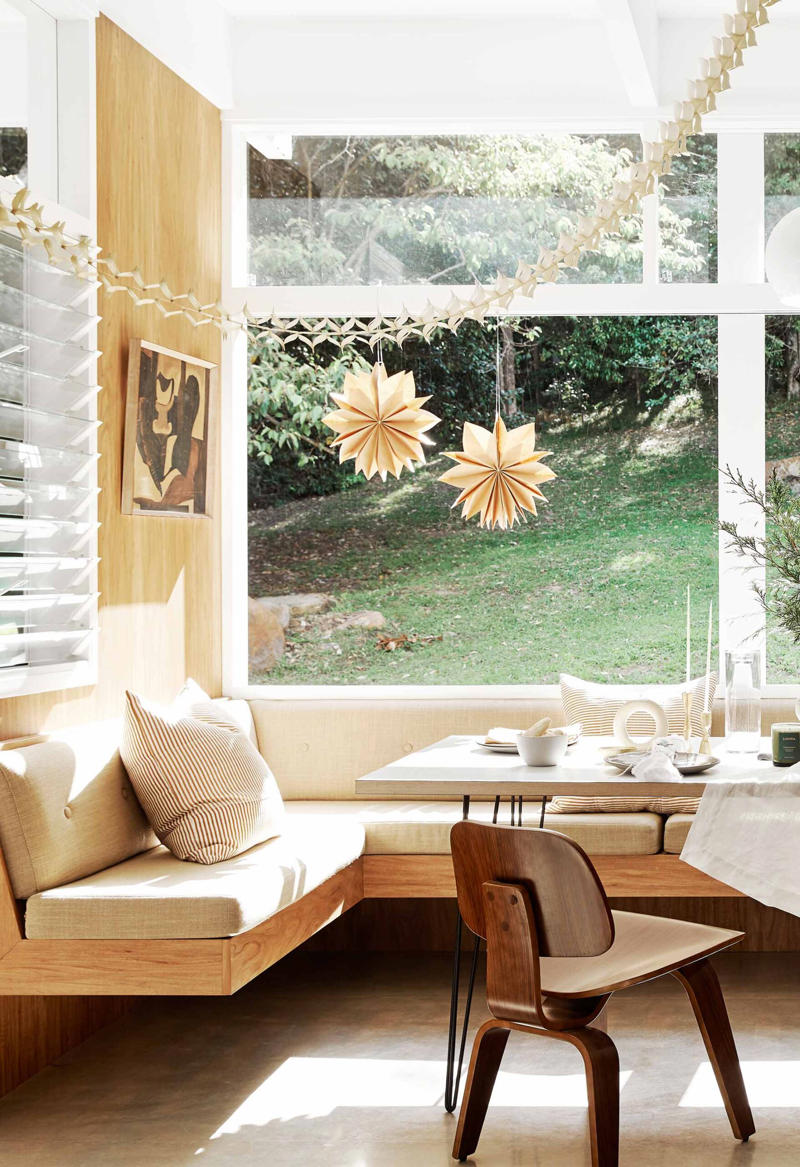 15 banquette seating designs to inspire,      Cosy nook   ,      Compact minimal apartment   ,      A colour-drenched Kip &amp; Co creation    ,      Monochromatic meets marble   ,      Small but stylish   ,      Sleek Scandi    ,      A pop of colour   ,      Bold and bright   ,      Curvaceous and contemporary   ,      For the whole family   ,      Art Deco appeal   ,      Modern marvel    ,      Unexpected red    ,       Byron Bay beauty   ,      Cafe style   