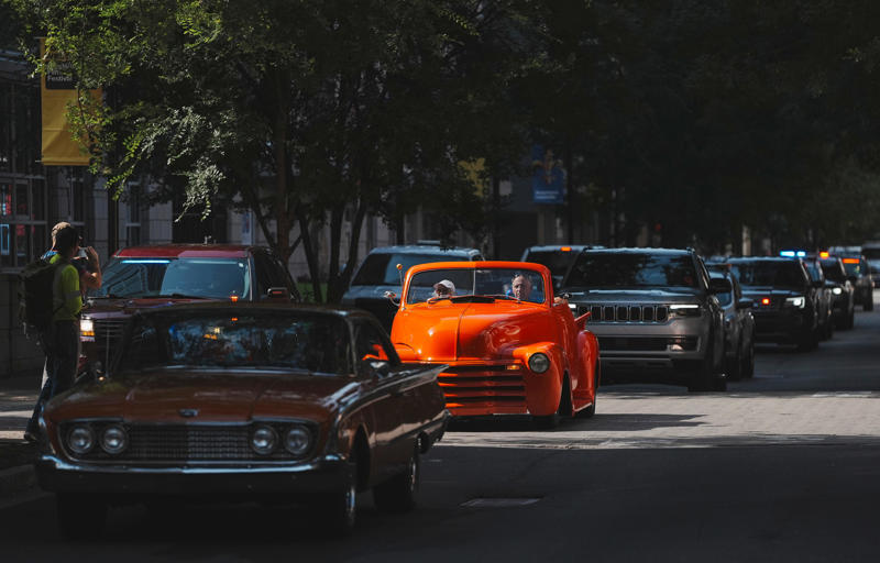 What is the National Street Road Association's Annual Street Rod Nationals?, When and where are the Street Rod Nationals?, When is the Street Road Nationals parade?, How much does it cost to attend the Street Rod Nationals?, What else can I do at the Street Road Nationals?