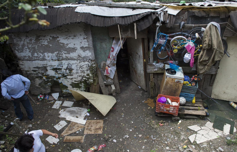 Mexico City, Mexico: precarious living How people live in the world's busiest cities, Melbourne, Australia: home to 5.3 million people, Melbourne, Australia: empty houses, Singapore: home to 6.1 million people, Singapore: subsidised living, Toronto, Canada: home to 6.5 million people, Madrid, Spain: home to 6.8 million people, Madrid, Spain: widespread evictions, Hong Kong: home to 7.7 million people, Hong Kong: cage homes, New York City, United States: home to 7.9 million people, London, United Kingdom: home to 9.8 million people, London, United Kingdom: sheltered family housing, Paris, France: home to 11.3 million people, Paris, France: unusually small spaces, Mexico City, Mexico: home to 22.8 million people, Mexico City, Mexico: precarious living, São Paulo, Brazil: home to 22.9 million people, São Paulo, Brazil: inadequate accommodation, Shanghai, China: home to 30.5 million people, Shanghai, China: bed leasing, Delhi, India: home to 34.6 million people, Delhi, India: cramped family homes, Tokyo, Japan: home to 37 million people
