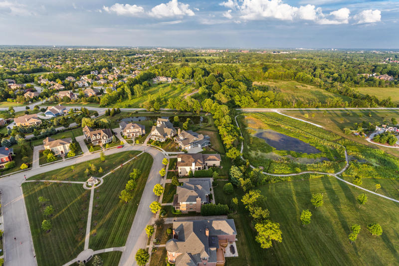 The 20 best small cities in the US 15. Nashville, Tennessee, 14. St. Louis, Missouri, 13. Scottsdale, Arizona, 12. Wichita Falls, Texas, 11. Austin, Texas, 10. Sunnyvale, California, 9. Westminster, Colorado, 8. Sioux Falls, South Dakota, 7. Cary, North Carolina, 6. Santa Clara, California, 5. Carmel, Indiana, 4. Bellevue, Washington, 3. Seattle, Washington, 2. Richmond, Virginia, 1. Bend, Oregon