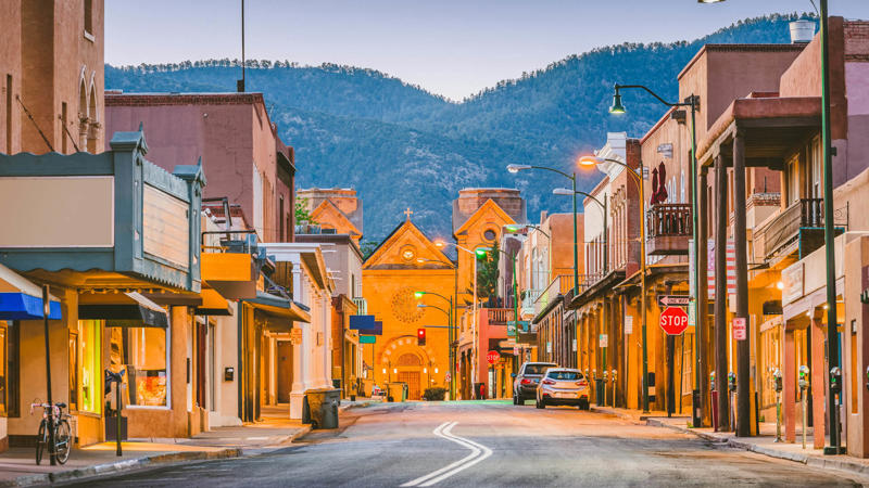 Paychecks Are Getting Bigger in These Boomtowns 48. Massachusetts, 47. Washington, 45. Utah, 44. New Jersey, 43. Oregon, 41. Montana, 40. Rhode Island, 39. Idaho, 37. Arizona, 36. New York, 35. Maryland, 33. Connecticut, 32. Virginia, 31. Maine, 29. Delaware, 28. Alaska, 27. Wyoming, 25. North Carolina, 24. Georgia, 23. Tennessee, 21. New Mexico, 20. South Dakota, 19. South Carolina, 17. Pennsylvania, 16. Illinois, 15. North Dakota, 13. Missouri, 12. Indiana, 11. Michigan, 9. Alabama, 8. Kansas, 5. Arkansas, 4. Kentucky, 3. Louisiana, 2. Mississippi