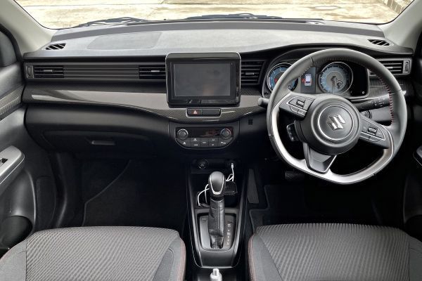 All New Suzuki Ertiga, jalan tanjakan, Transmisi matik, Keunggulan Transmisi Matik Suzuki Saat Melibas Tanjakan di Liburan Weekend, Risiko Mobil Matik di Jalan Menanjak, Tips Menghadapi Tanjakan dengan Mobil Matik, Keunggulan All New Ertiga Saat Menghadapi Tanjakan, Transmisi Otomatis Modern yang Responsif, Perpaduan Kenyamanan dan Performa Andal, Keunggulan Transmisi Otomatis Suzuki, Kesimpulan, FAQ Tantangan Mobil Matik Saat Melibas Tanjakan