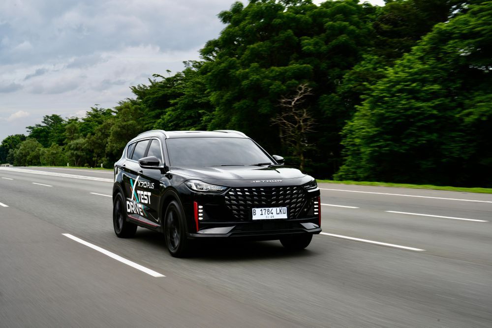 First Drive Jetour X70 Plus, Harga Rp400 Jutaan Apakah Sesuai Ekspektasi Sebagai SUV Keluarga?, Jetour X70 Plus, Utamakan Kenyamanan Berkendara, Fitur Keselamatan yang Komprehensif, Performa Jetour X70 Plus, Tidak Istimewa, Kesimpulan