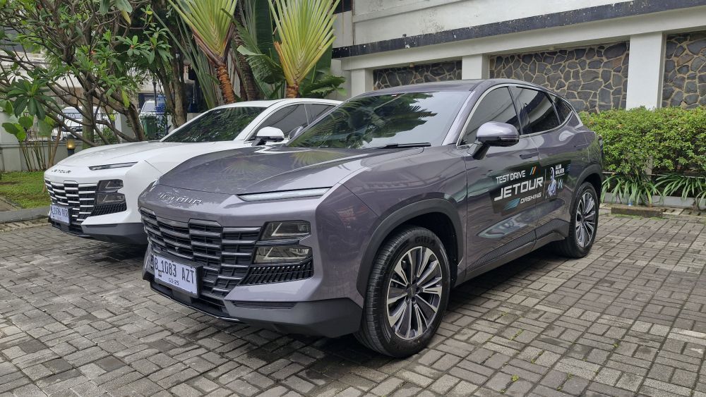 5 Fitur Unggulan di Jetour Dashing, Tak Kalah Dari Xforce dan Crossover Jepang Lain , 1. Kabin Luas dan Bagasi Besar, 2. Head Unit Lebar dengan Teknologi Kamera 540 Derajat , 3. Mesin dan Transmisi yang Responsif, 4. Teknologi dan Fitur Pendukung Kenyamanan Berkendara yang Beragam , 5. Fitur Keselamatan Modern