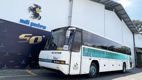 Jetbus 5 Adi Putro; Inovasi Bus Modern dari Karoseri Malang yang Makin Ngehits, Perjalanan Sejarah Karoseri Adi Putro, Evolusi Menuju Jetbus 5, Ragam Varian Jetbus 5 Adi Putro, Desain Jetbus 5 yang Modern dan Futuristik, Fokus pada Kenyamanan dan Inovasi, Kesimpulan, FAQ Seputar Jetbus 5 Adi Putro