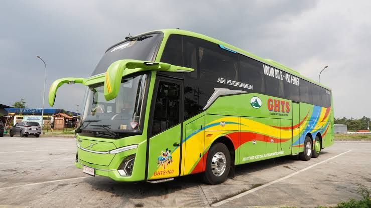 Jetbus 5 Adi Putro; Inovasi Bus Modern dari Karoseri Malang yang Makin Ngehits, Perjalanan Sejarah Karoseri Adi Putro, Evolusi Menuju Jetbus 5, Ragam Varian Jetbus 5 Adi Putro, Desain Jetbus 5 yang Modern dan Futuristik, Fokus pada Kenyamanan dan Inovasi, Kesimpulan, FAQ Seputar Jetbus 5 Adi Putro