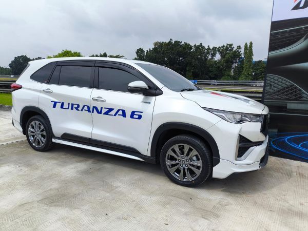 bridgestone, Turanza 6, Ban Mobil, Menguji Performa Ban Bridgestone Turanza 6, Sensasi Nyaman di Segala Kondisi, Unit yang Digunakan Toyota Innova Zenix, Teknologi Bridgestone Turanza 6, Kesimpulan, FAQ tentang Bridgestone Turanza 6