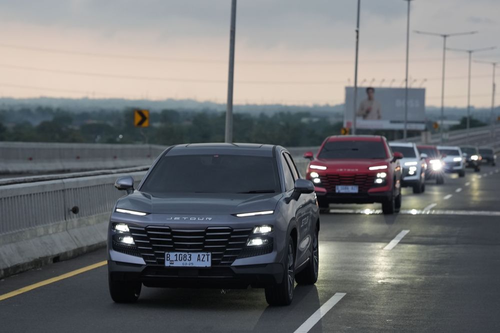 5 Fitur Unggulan di Jetour Dashing, Tak Kalah Dari Xforce dan Crossover Jepang Lain , 1. Kabin Luas dan Bagasi Besar, 2. Head Unit Lebar dengan Teknologi Kamera 540 Derajat , 3. Mesin dan Transmisi yang Responsif, 4. Teknologi dan Fitur Pendukung Kenyamanan Berkendara yang Beragam , 5. Fitur Keselamatan Modern