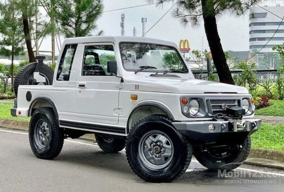 Suzuki Jimny, Suzuki Caribian, Asal Usul dan Harga Pasaran Suzuki Jimny Caribian, Sejarah Suzuki Jimny Caribian, Desain dan Spesifikasi Suzuki Jimny Caribian, Obat Suzuki Samurai yang Tidak Masuk Indonesia, Harga Suzuki Jimny Caribian di Pasar Mobil Bekas, Alasan Mobil Suzuki Caribian itu Mahal , Kesimpulan