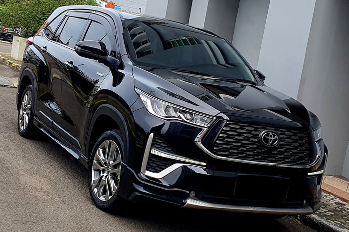 mobil bekas, innova zenix, Innova Zenix Hybrid, zenix hybrid, zenix hybrid bekas, Masih Kinyis-kinyis, Harga Mobil Bekas Toyota Kijang Innova Zenix Hybrid Sekarang Cuma Segini