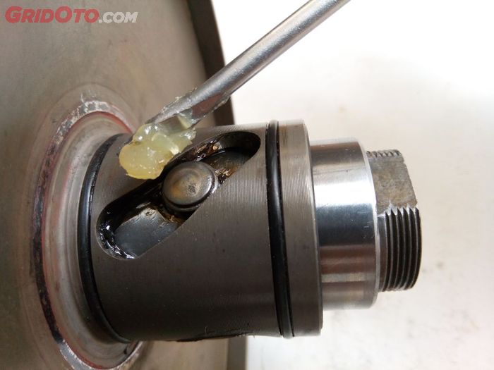 motor matic, cvt motor matic, gemuk cvt, servis CVT, servis cvt motor matic, Jangan Biarkan Hal Ini Terlupakan Saat Servis CVT Motor Matic