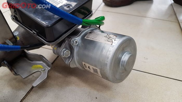 mobil bekas, power steering elektrik, penyebab power steering elektrik rusak, power steering elektrik mobil, Hati-hati, Hal Sepele Ini Bikin Power Steering Elektrik Mobil Bekas Cepat Rusak