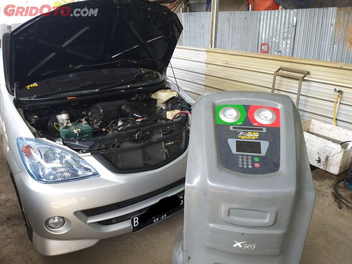 ac mobil, mesin mobil, freon ac mobil, Isi Freon AC Mobil, Bukannya Makin Dingin, Ini Efek Isi Freon AC Mobil Bekas Kebanyakan