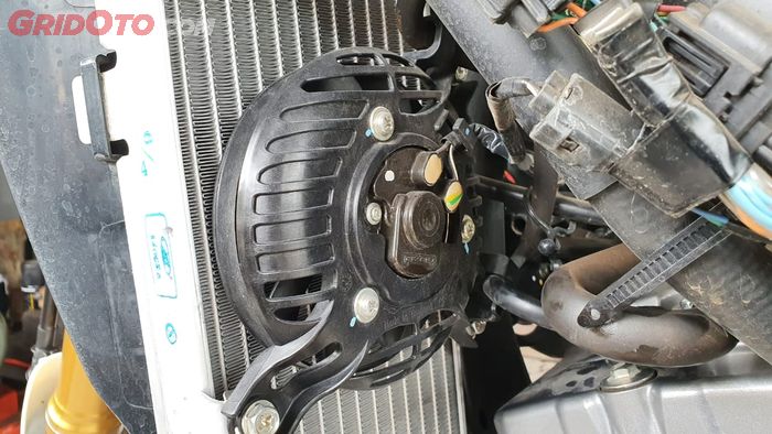 Radiator, mobil, kipas, radiator mobil, kipas radiator, Kipas Radiator Mobil Mati? Seringkali Penyebabnya Karena Hal Ini