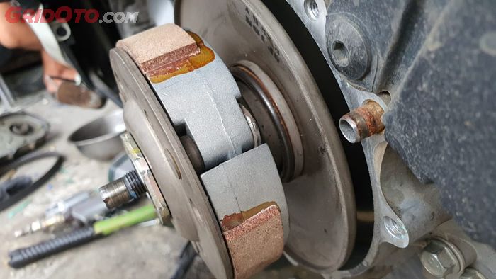 per cvt, cvt motor matic, MR CVT Custom, Sering Dirasakan, Ini Ciri-ciri Per CVT Motor Matic Minta Diganti