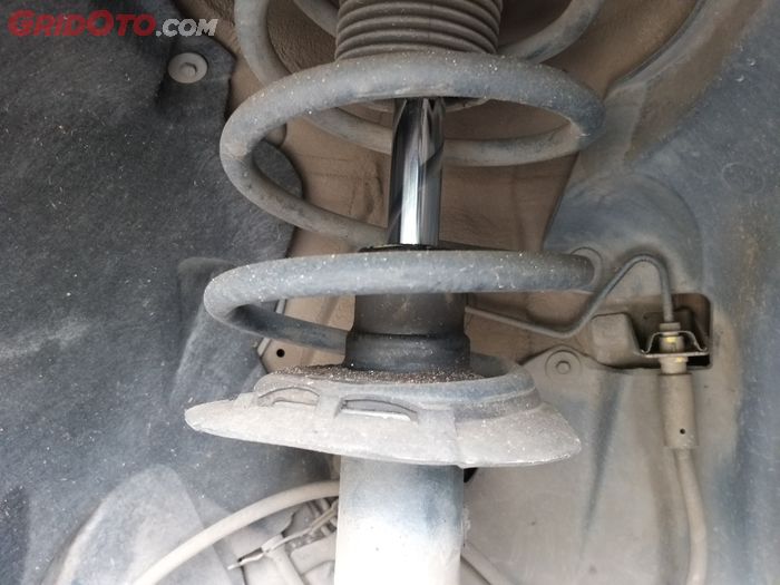 Harus Tahu, Ini Yang Terjadi Bila Sokbreker Mulai Kehilangan Peredaman