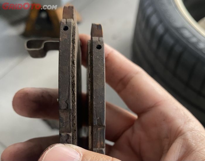 mobil bekas, kampas rem, rem mobil, tanda kampas rem habis, kampas rem mobil, gejala kampas rem habis, ciri kampas rem habis, Tiga Gejala Ini Jadi Tanda Bila Kampas Rem di Mobil Bekas Kalian Habis