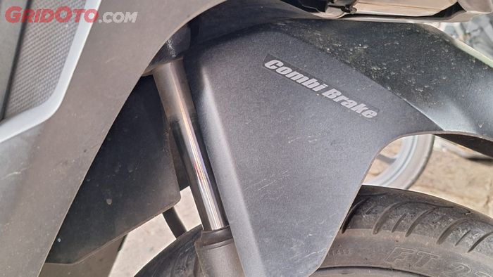 motor matic, as sokbreker, sokbreker motor matic, as sokbreker motor matic, cara cegah as sokbeker depan baret, Cara Cegah As Sokbreker Depan Motor Matic Baret, Cukup Lakukan Hal Ini