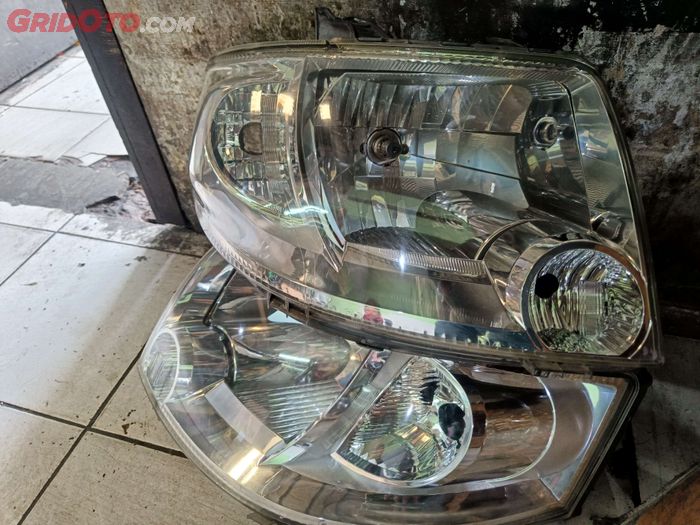 mobil, lampu, mika, headlamp mobil, headlamp, Ini Perbedaan Antara Mika Headlamp Mobil Copotan dan Produk Murah