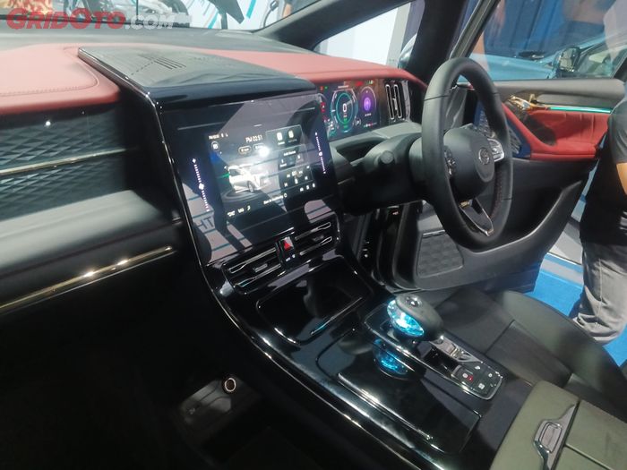 phev, GAC Aion, GAC E9 PHEV, GAC E9 PHEV Tampil di Indonesia, Akan Jadi Lawan Baru Alphard