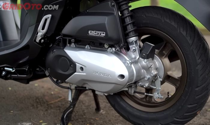 honda scoopy, kick starter, Harga honda scoopy, scoopy baru, honda scoopy kick starter, scoopy smart key, Honda Scoopy Baru Nggak Ada Kick Starter? Tenang, Tipe yang Ini Masih Punya Kok