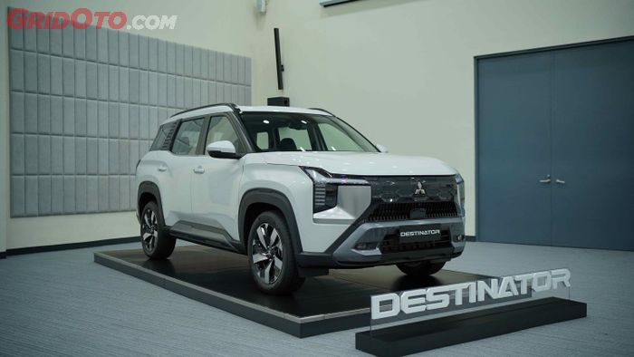 Indonesia, mobil baru, Varian, 2025, Mitsubishi Destinator, Bedah Varian Mitsubishi Destinator, Beda Ultimate, Exceed, dan GLS