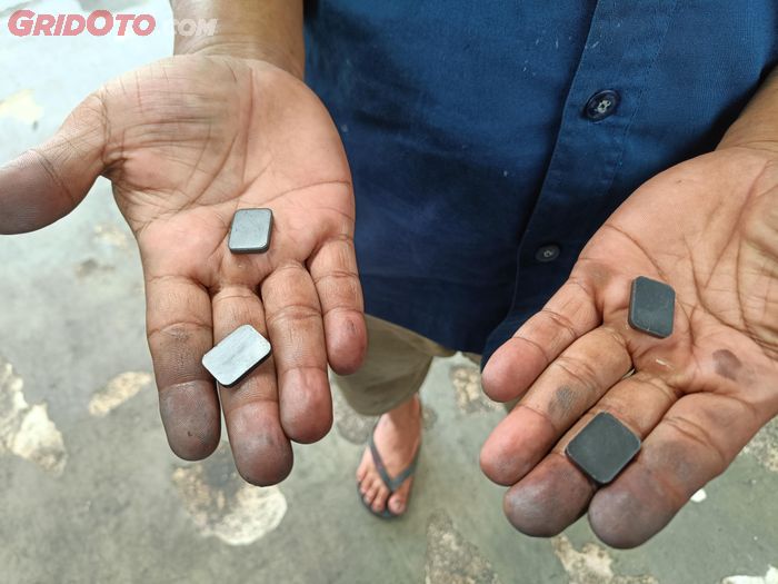 Magnet, Kijang Innova, transmisi matic, body valve, solenoid, Gram besi, Ada Magnet di Karter Oli Transmisi Matic, Fungsinya Penting Banget