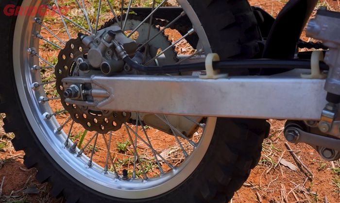 kawasaki klx 150, Kawasaki KLX140R L, Jangan Remehkan Suspensi Cupu KLX140R L, Ternyata Lebih Enak Dari Up Side Down!