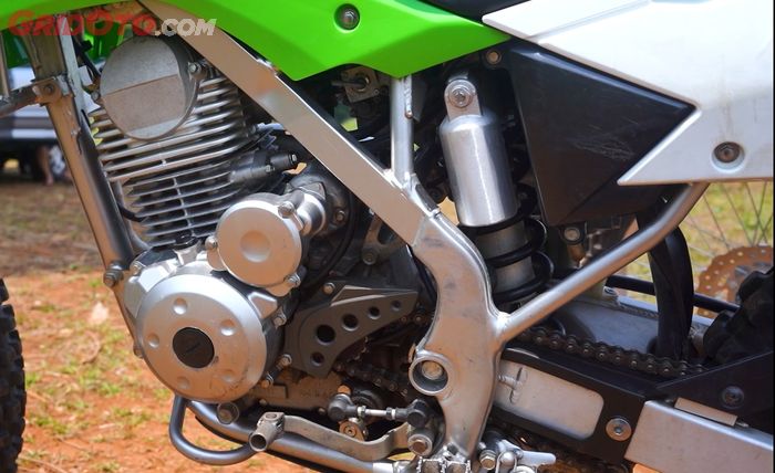 kawasaki klx 150, Kawasaki KLX140R L, Jangan Remehkan Suspensi Cupu KLX140R L, Ternyata Lebih Enak Dari Up Side Down!