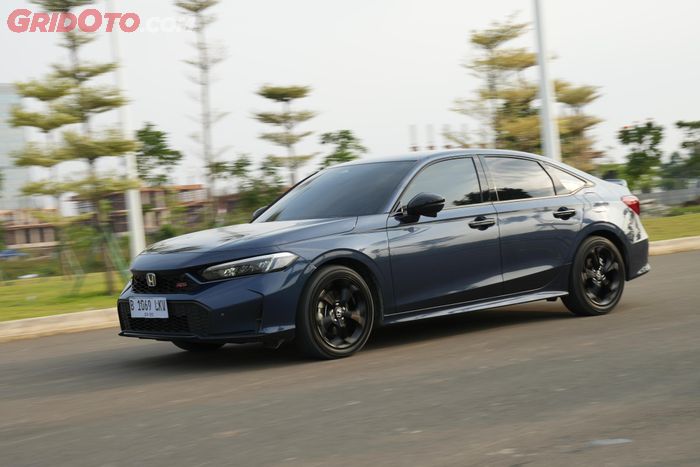 honda civic, corolla altis, Toyota Corolla Altis Hybrid, Honda Civic hybrid, Soal Irit BBM Corolla Altis Hybrid Kini Harus Tunduk Sama Civic Hybrid