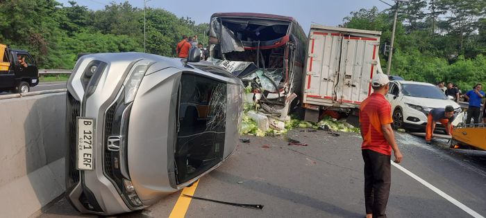 kecelakaan beruntun, tabrakan beruntun, Pengadilan Tata Usaha Negara (PTUN), Ganti Rugi kecelakaan, Jadi Penyebab Kecelakaan Beruntun Belum Tentu Wajib Ganti Rugi, Semua Tergantung Ini