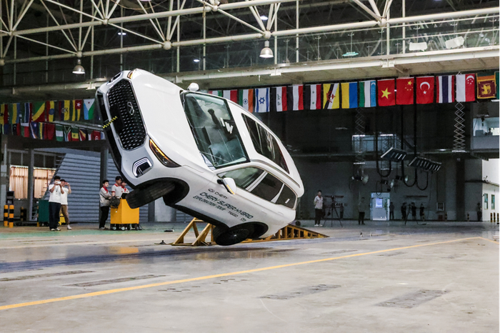 chery, uji tabrak, mobil chery, Chery TIGGO 9 CSH, Chery Tiggo 9 CHS Lakoni Uji Ekstrem di China, Tak Disangka Hasilnya Begini