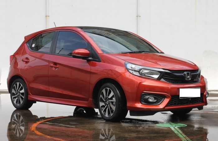 honda brio, cicilan mobil, brio, kredit mobil, Honda Brio Satya S MT, Cicilan Brio Satya Mulai dari 3 Jutaan Aja, Cocok Buat yang Gaji UMR!