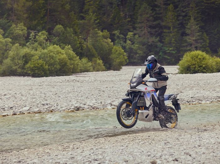 moge honda, astra motor jateng, harga moge, harga moge bekas, Honda New XL750 TRANSALP, xl750 transalp, Juragan Lokal Full Senyum, Harga Moge Honda New XL750 Transalp di Jateng Lebih Murah, Intip Speknya