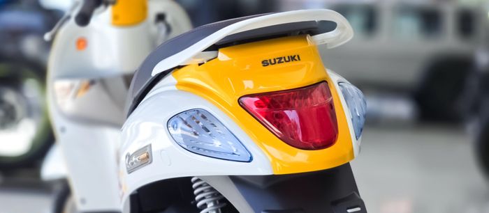 honda scoopy, motor baru suzuki, suzuki lets, Yamaha Fazzio, matic retro, Suzuki Luncurkan Matic Retro Lawan Honda Scoopy dan Yamaha Fazzio, Bentuk Familiar?