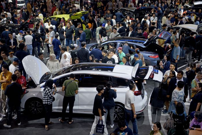 listrik, mobil listrik, mobil bekas, mobkas, Mobil Listrik Bekas Cepat Turun Harga, Pedagang: Jangan Disimpan Lama