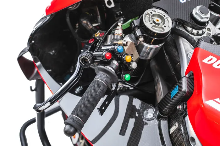 MotoGP, Andrea Dovizioso, dovizioso, motor motogp, lelang motor, Ducati GP19 Tunggangan Dovizioso Dilelang, Harga Mirip Jam Tangan Sahroni