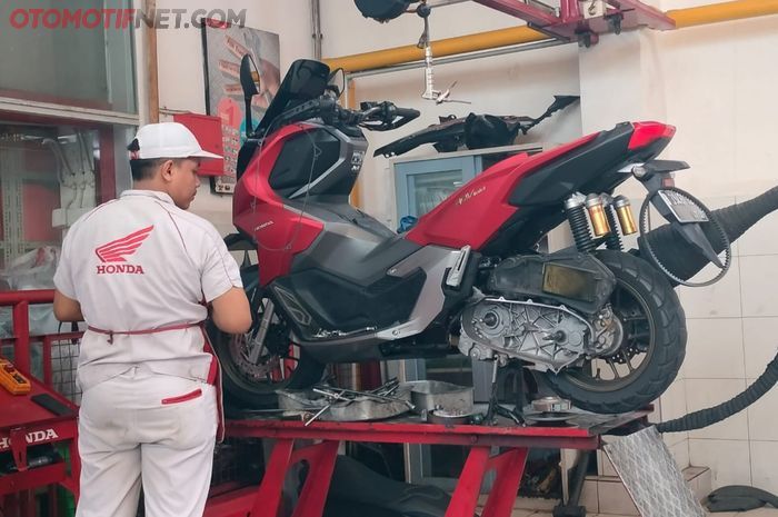 honda, promo servis, ADV160, adv160 roadsync, AHM Kasih Promo Servis, Beli Honda ADV160 Tinggal Mikir Isi Bensin