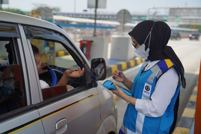 gerbang tol, Saldo e-toll kurang, Akses Gerbang Salah, Denda Saldo E-Toll, Denda E-Toll Kurang, Saldo E-Toll Kurang Kena Denda, Begini Trik Lolos Dari Cekikan Sanksi di Gerbang Tol