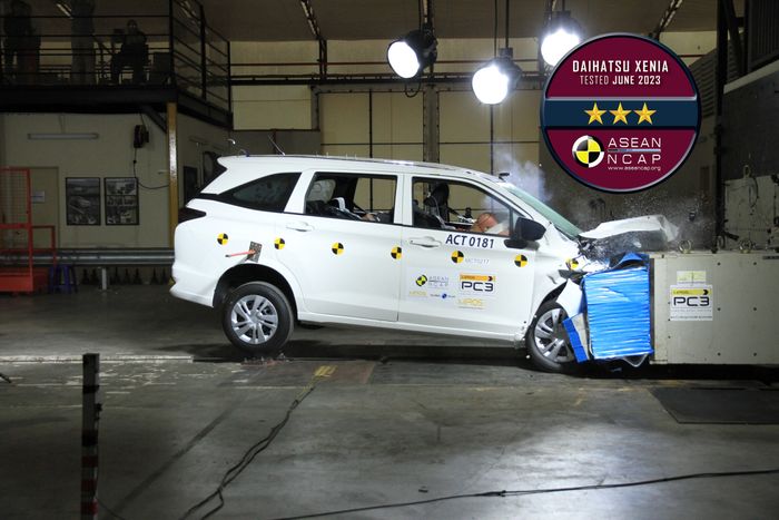 benturan, crumple zone, sasis, sasis mobil, Bukan Kaleng Kerupuk, Seperti Ini Teknologi Crumple Zone Sasis Mobil