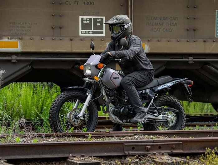 Amerika Serikat, yamaha, yamaha tw200, motor dual purpose, Bisa Jalan 231 KM Sekali Full Tank, Motor Dual Purpose Baru Yamaha Ini Punya Nuansa Retro