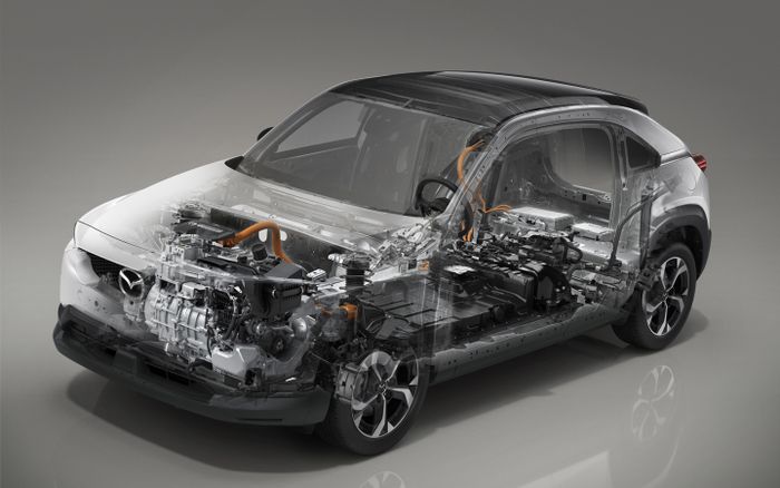 mobil baru, mazda, phev, Mazda MX-30, Mazda MX-30 R-EV, Mobil PHEV Mazda Ini Cocok Hadir di Indonesia, Pakai Mesin Rotary
