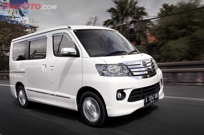 daihatsu, mobil bekas, luxio, daihatsu luxio, luxio bekas, Muat Banyak Orang Cocok Buat Usaha, Harga Mobil Bekas Daihatsu Luxio Mulai Segini
