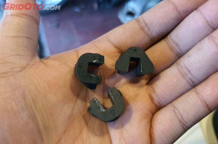 motor matic, slide piece, Slide piece teflon, manfaat slide piece, manfaat slide piece bahan teflon, manfaat pakai slide piece teflon di motor matic, Ternyata Ini Manfaat Slide Piece Bahan Teflon di CVT Motor Matic
