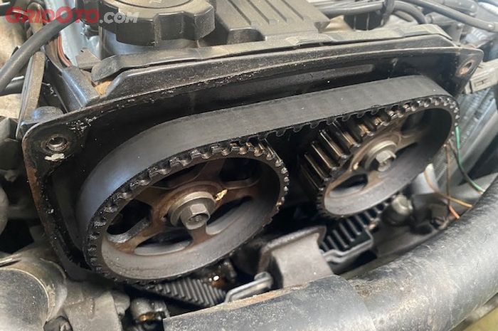 belt, timing, timing belt, timing belt putus, Timing Belt Kendur, Kapan Waktu yang Pas Buat Ganti Timing Belt? Ini Penjelasan Bengkel