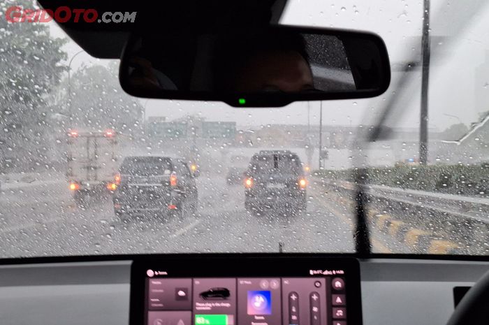 hujan, rawat bodi mobil, kaca berjamur, body mobil, kaca mobil berjamur, Harus Tahu, Begini Cara Mudah Merawat Mobil Saat Musim Hujan