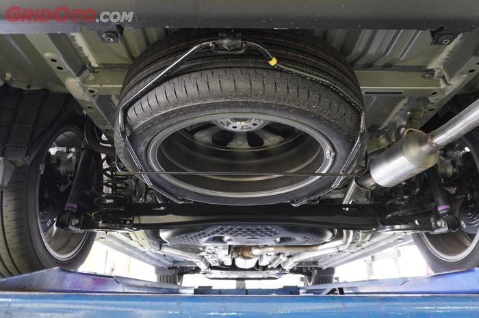 mobil bekas, kaki-kaki mobil, as roda mobil, karet boot as roda, ciri karet boot as roda rusak, karet kaki-kaki mobil, Waspadai Karet di Kaki-kaki Mobil Ini Rusak, Bikin Dompet Kempes