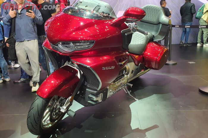 Auto Shanghai 2025, Souo Motorcyle, Souo S2000, Bermesin Boxer 8 Silinder 2.000 cc, Moge GWM Souo S2000 GL Punya Fitur Seperti Mobil