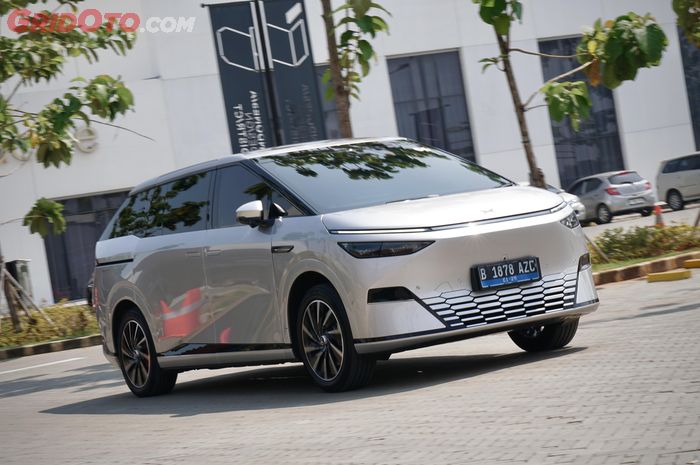 mobil listrik, top speed, XPeng, Xpeng X9, Performa Motor Listrik XPENG X9, Bisa Capai Top Speed Segini